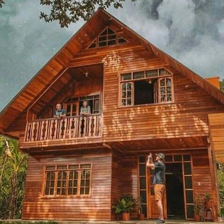La Cabaña de Noa Oxapampa Exterior foto